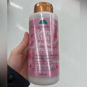 Tree Hut Foaming Gel Wash